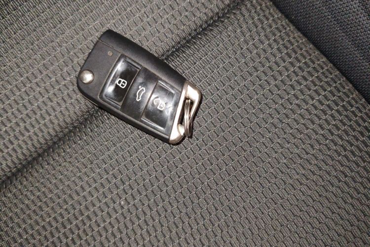 大众 高尔夫 2017款 230TSI 自动舒适百万辆纪念版中控内饰11