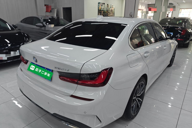 宝马3系 2022款 325Li M运动套装车身外观7