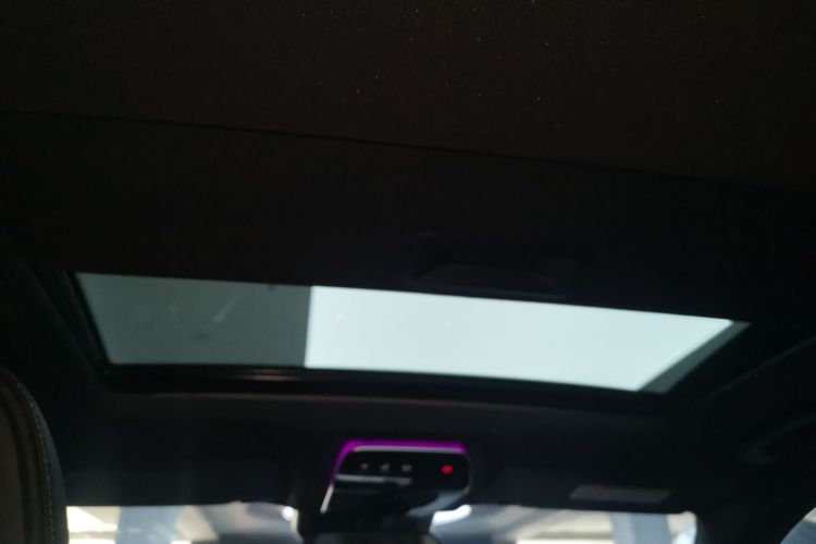 奔驰C级 2022款 改款 C 200 L 运动版局部细节22