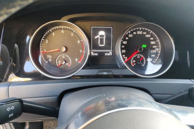 大众 高尔夫 2016款 1.4TSI 自动R-Line中控内饰14