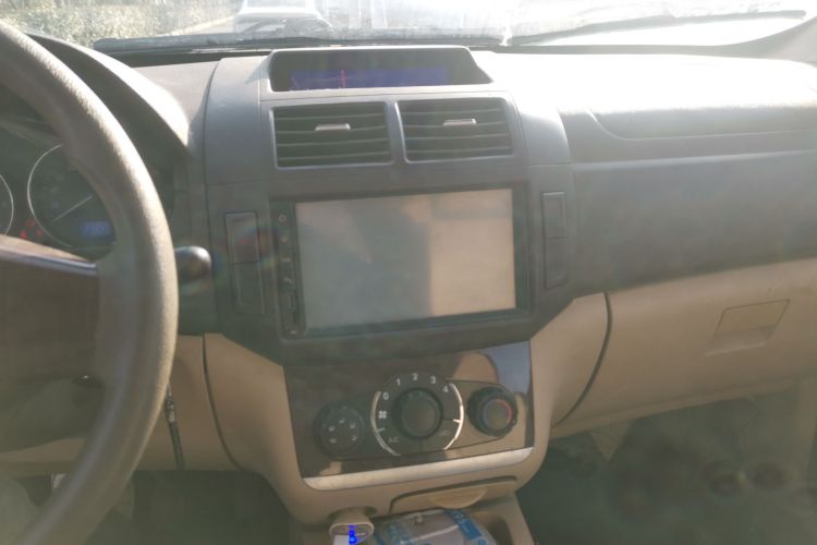 北汽威旺M30 2017款 1.5L M30S 标准型DAM15DL中控内饰16