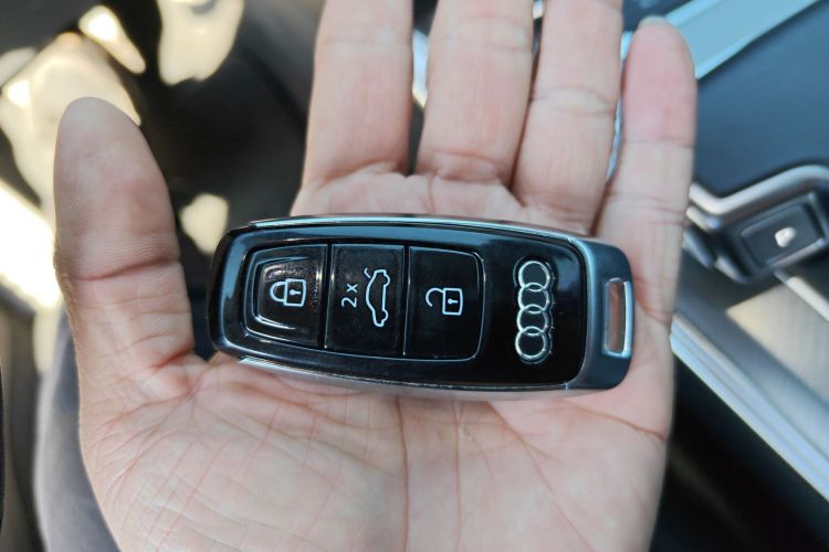 奥迪A7 2021款 45 TFSI 臻选型中控内饰11