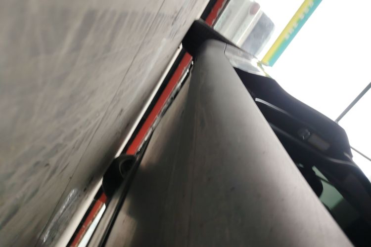 特斯拉 Model Y 2022款 长续航全轮驱动版局部细节9001