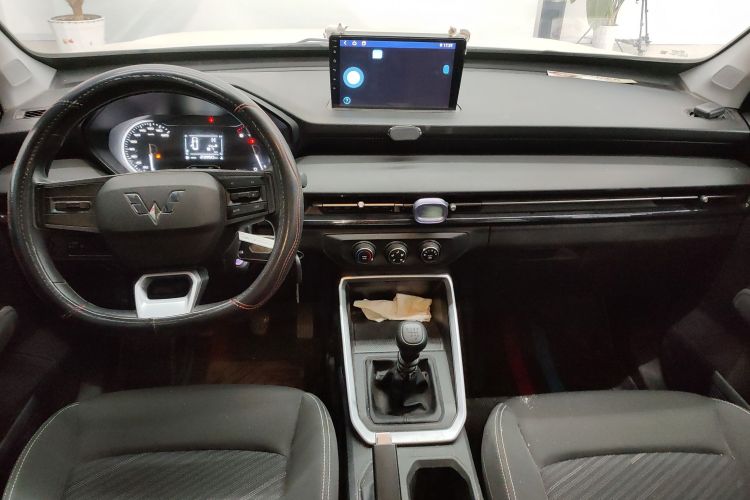 五菱汽车 五菱星驰 2022款 1.5L 手动自由型中控内饰12