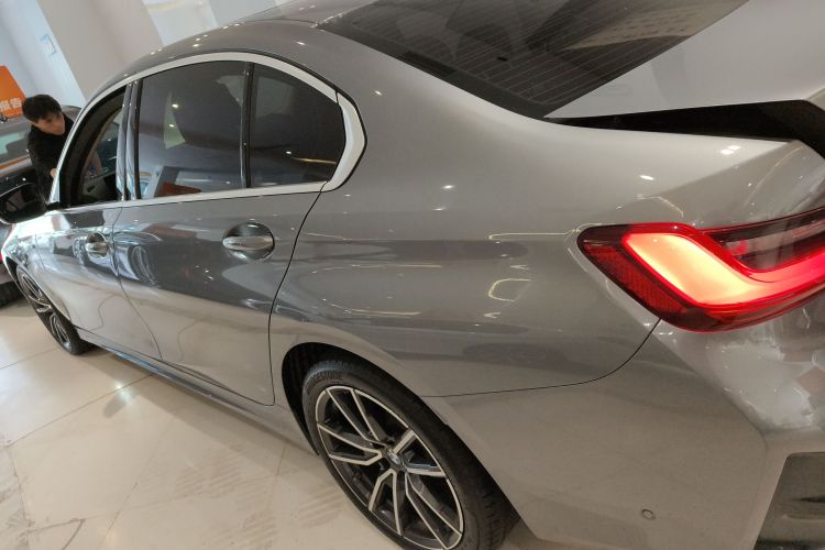 宝马3系 2023款 325Li M运动套装车身外观4