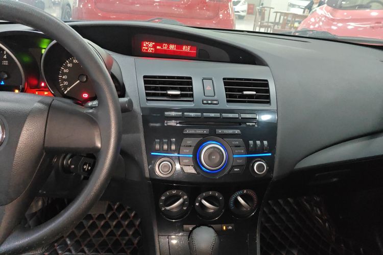 马自达3星骋 2015款 三厢 1.6L 自动舒适型局部细节16