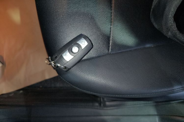 宝马X1 2014款 sDrive18i 时尚型中控内饰7001