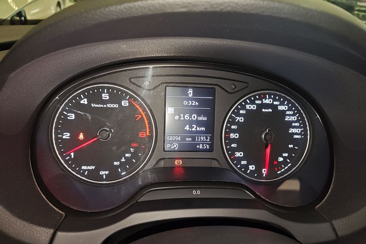 奥迪A3 2019款 Limousine 35 TFSI 风尚型 国VI中控内饰14