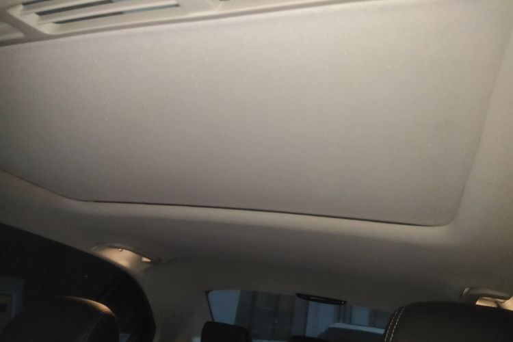 奔驰C级 2015款 改款 C 180 L 运动型局部细节22