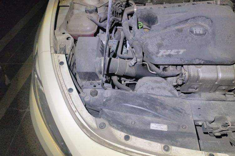 菲亚特 菲翔 2012款 1.4T 自动劲享版局部细节9006