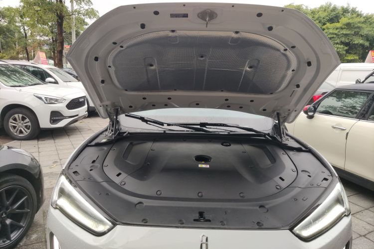 鸿蒙智行 问界M5 2022款 增程后驱标准版局部细节24