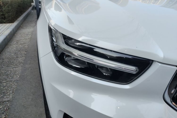 沃尔沃XC40 2020款 T3 智远豪华版车身外观8