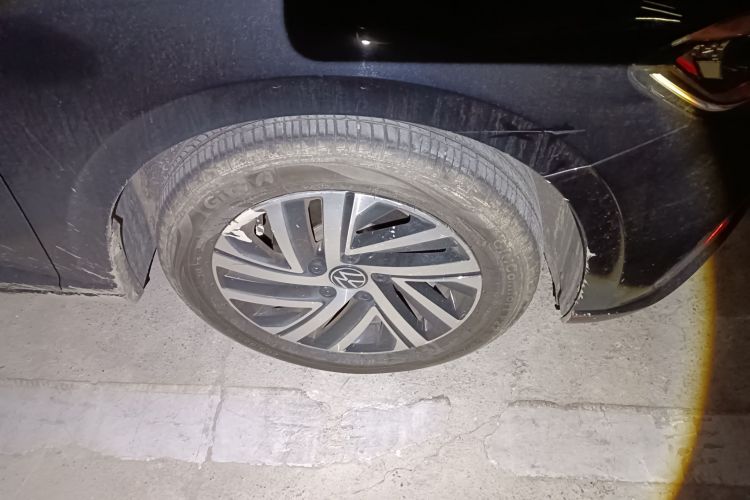 大众 朗逸 2023款 1.5L 自动五百万版车身外观6007