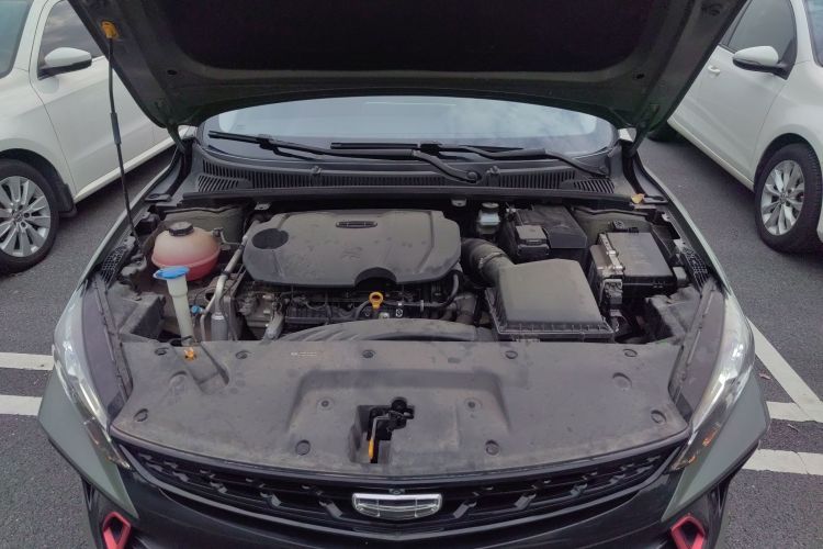 吉利汽车 2022款 缤瑞COOL 1.5T DCT电掣版机舱底盘24