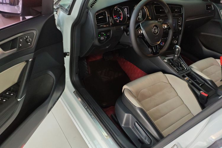 大众 高尔夫 2017款 230TSI 自动豪华百万辆纪念版中控内饰20