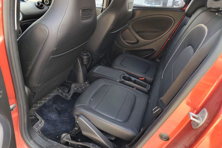 博速 smart forfour 2017款 BRABUS Xclusive中控内饰21