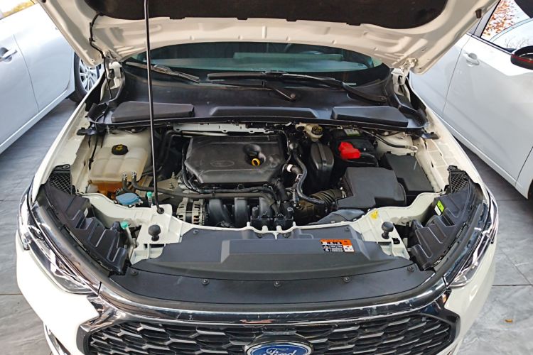 福特 福睿斯 2021款 1.5L 自动钻石版局部细节24