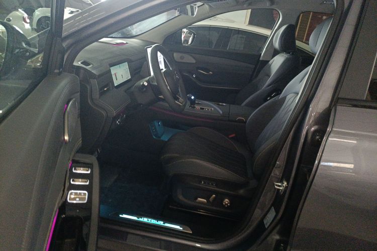 捷途山海L9 2024款 1.5TD 2DHT Max 5座中控内饰20