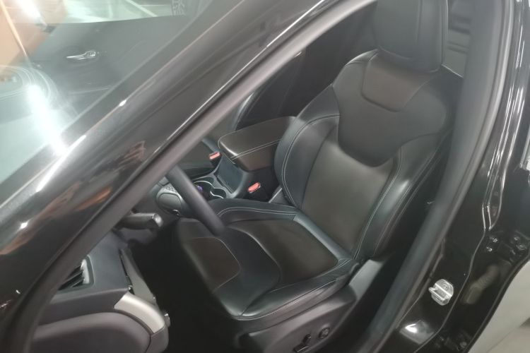 Jeep 自由光 2016款 2.4L 领先版局部细节19