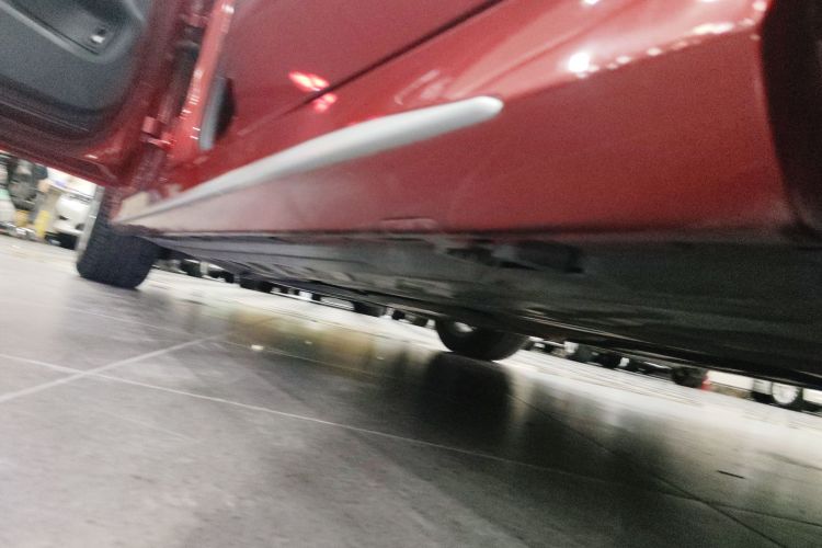 奔驰C级 2020款 改款 C 260 L 运动版局部细节9002