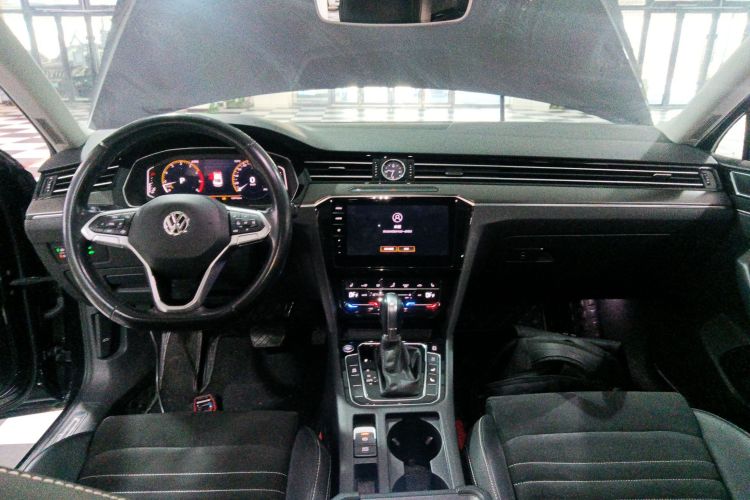 大众 迈腾 2020款 330TSI DSG 豪华型中控内饰12