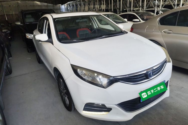 长安 逸动 2016款 XT 1.6L 自动俊酷型车身外观3