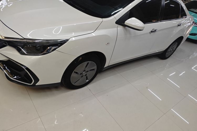 启辰D60EV 2023款 PLUS 舒适版SI型车身外观4