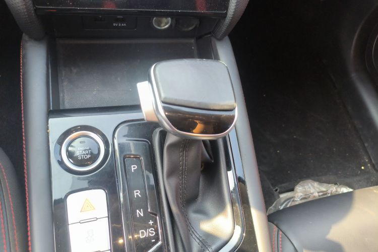 思皓A5 2022款 1.5T CVT青春版局部细节18