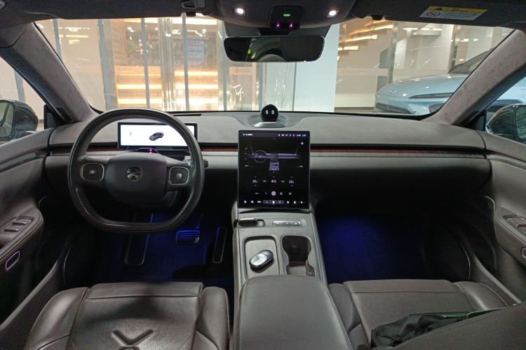 蔚来ET7 2022款 100kWh中控内饰7002