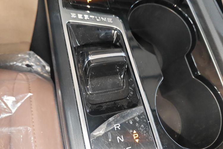 奔腾B70 2024款 龙腾版 1.5T 领创型中控内饰18