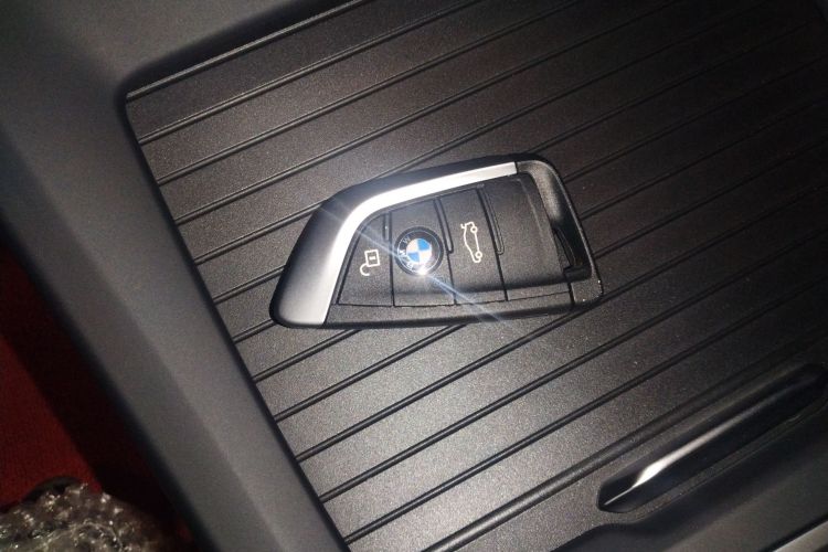 宝马1系 2021款 改款 120i M运动版中控内饰7001