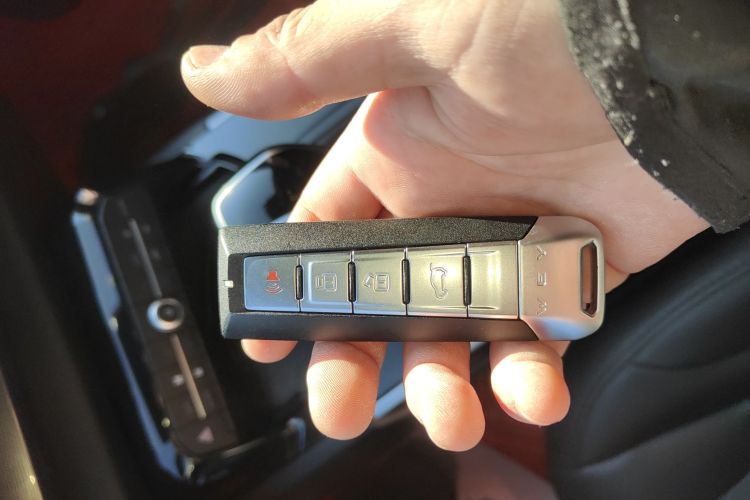 魏牌 VV7 2017款 2.0T 超豪型中控内饰11