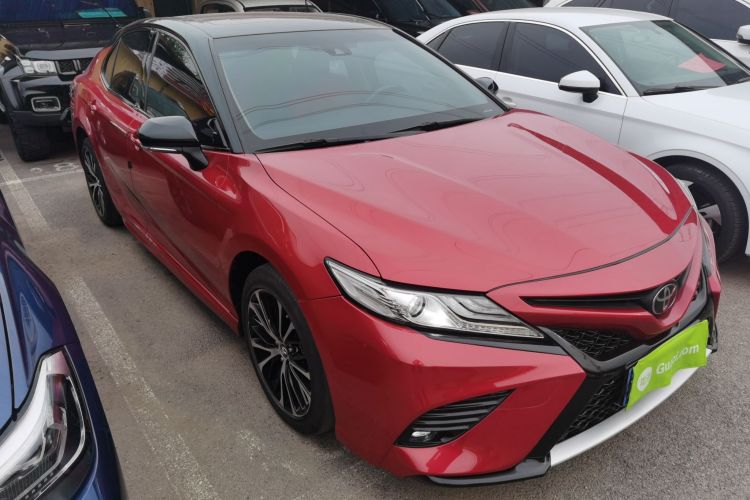 丰田 凯美瑞 2018款 2.5S 锋尚版车身外观3