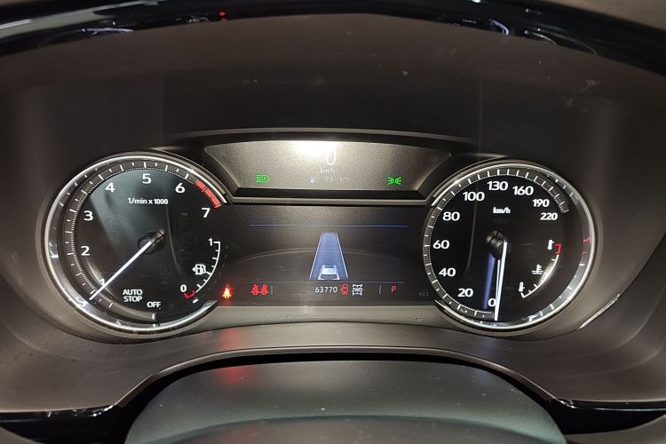 凯迪拉克XT6 2022款 2.0T 六座四驱豪华120周年限量版中控内饰14