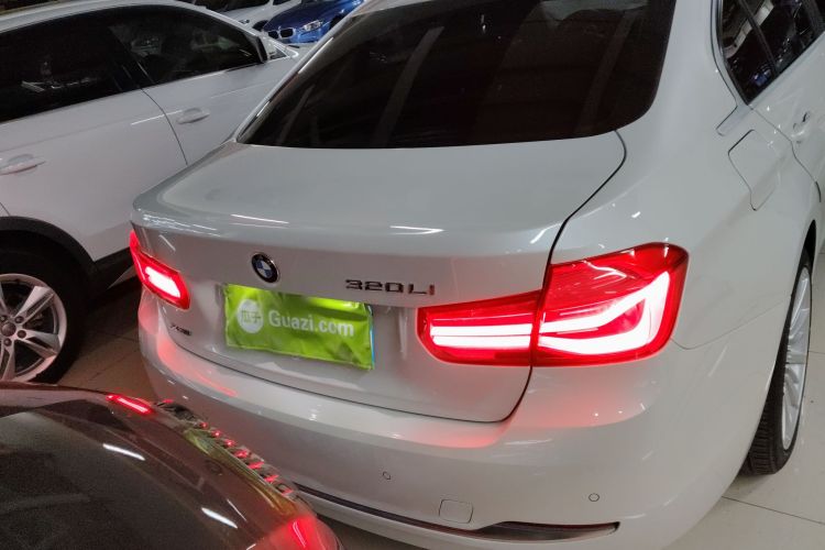 宝马3系 2018款 320Li xDrive 时尚型车身外观6