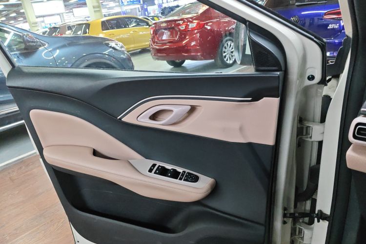 比亚迪 海鸥 2024款 荣耀版 405km 飞翔版中控内饰7007