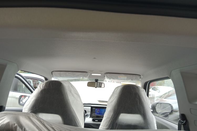 吉利银河 熊猫 2025款 210km 元气熊中控内饰22