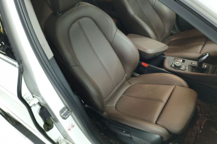 宝马X1 2020款 sDrive20Li 时尚型局部细节41