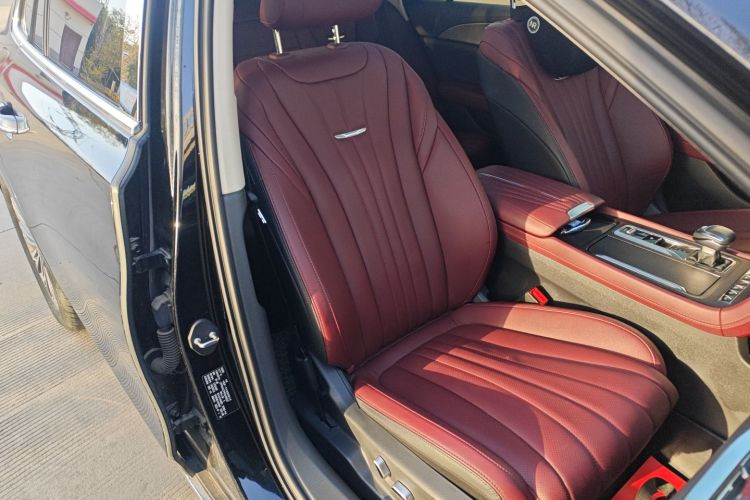 红旗H5 2023款 2.0T 自动智联旗享版局部细节41