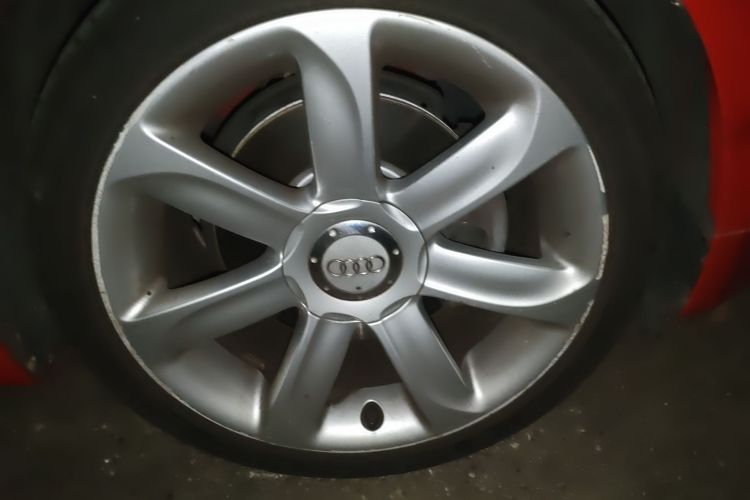 奥迪TT 2010款 TT 2.0TFSI典藏版车身外观10