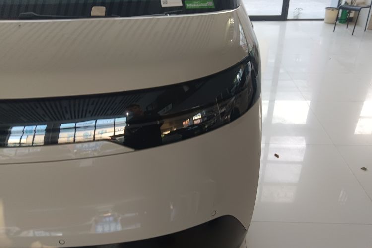 极氪MIX 2025款 长续航智驾版局部细节36