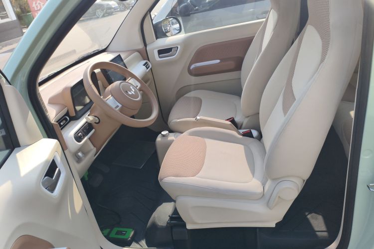 五菱汽车 宏光MINIEV 2024款 第三代 215km 青春版中控内饰19