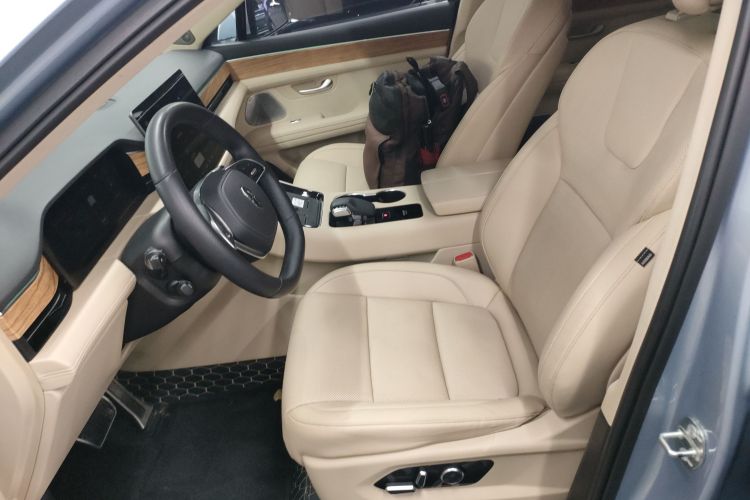 鸿蒙智行 问界M5 2022款 纯电后驱标准版局部细节19