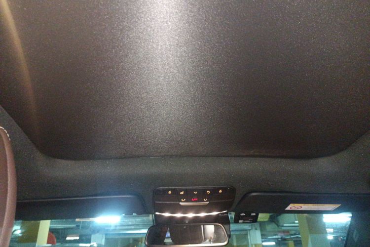 奔驰GLC 2019款 改款 GLC 260 L 4MATIC 豪华型局部细节22