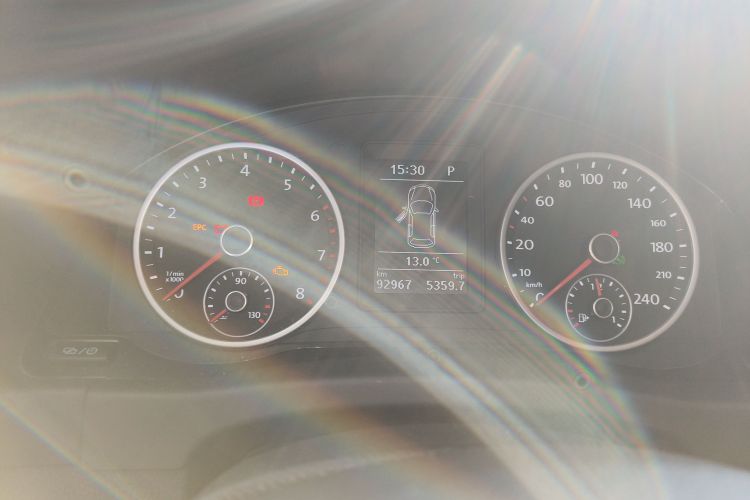 大众 途观 2017款 300TSI 自动两驱丝绸之路风尚版中控内饰14