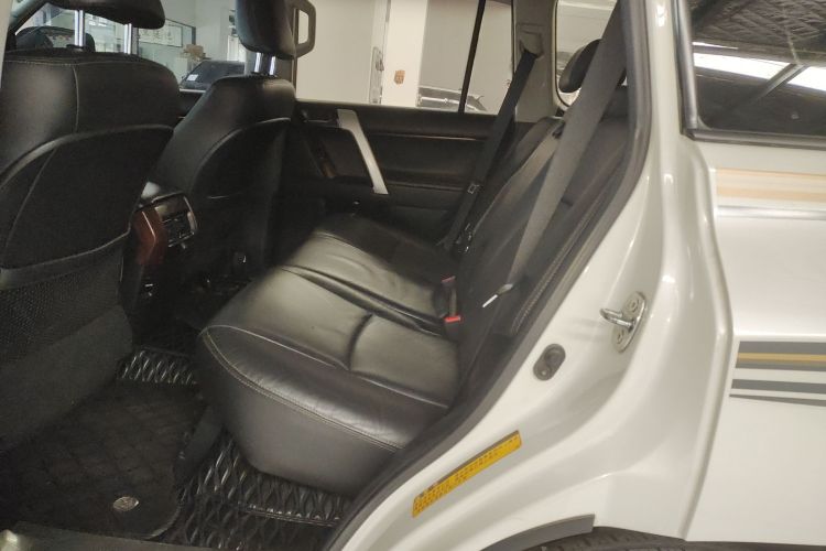 丰田 普拉多 2016款 3.5L 自动TX-L中控内饰21