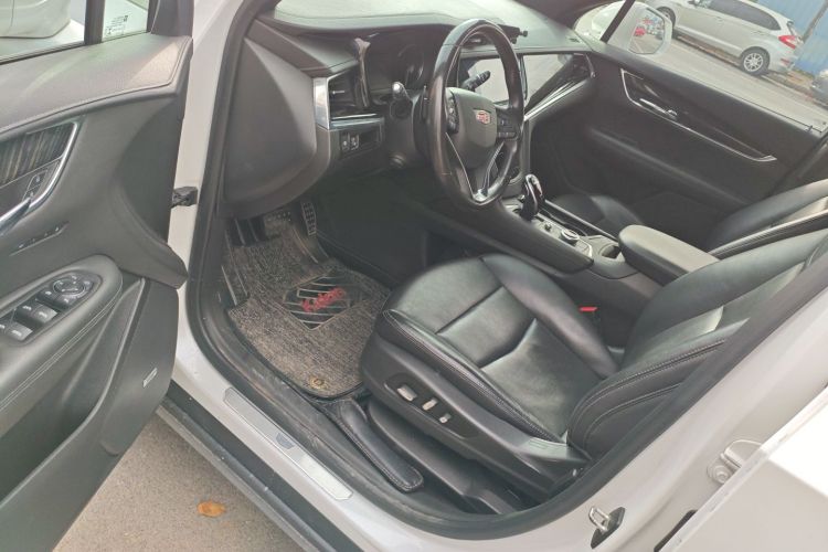凯迪拉克XT6 2020款 28T 六座四驱豪华型中控内饰7003