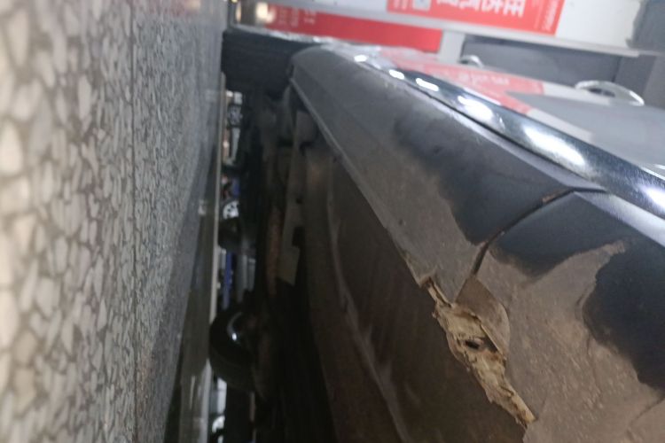 标致2008 2014款 1.6L 自动时尚版局部细节9001