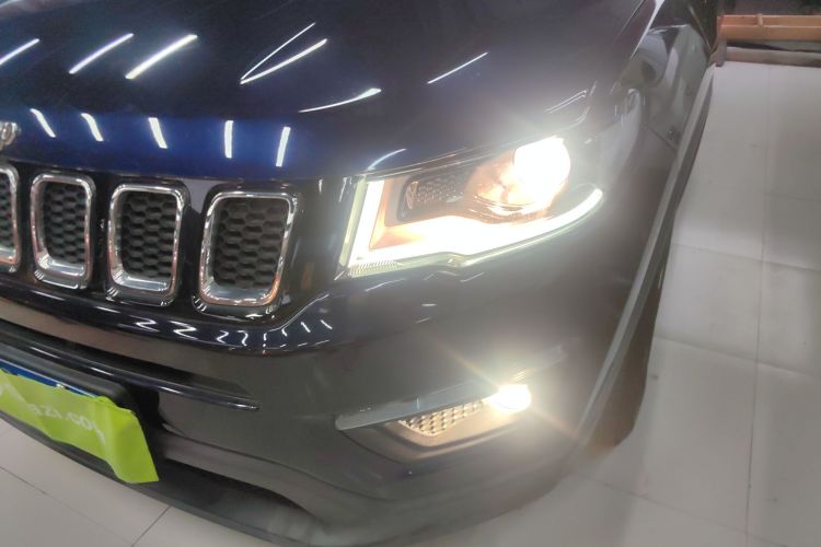 Jeep 指南者 2020款 220T 自动领先版局部细节36