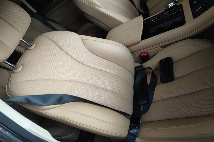 鸿蒙智行 问界M7 2022款 1.5T 四驱豪华版局部细节41